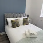 Hackney Mid & Long-Term Stays