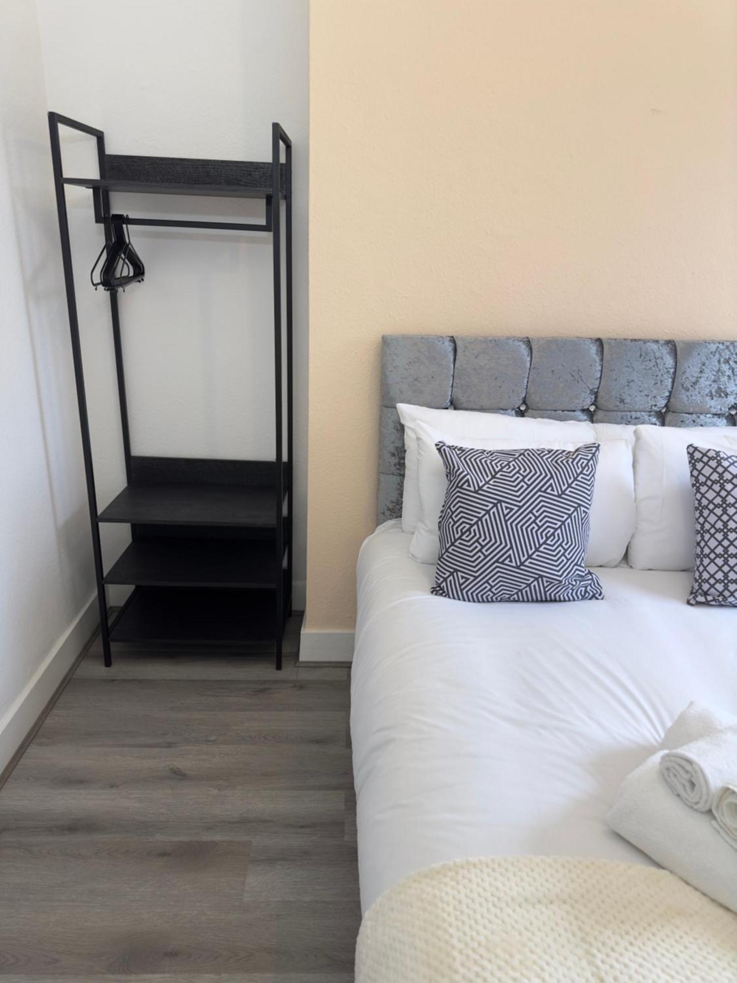 Holiday home Hackney Mid & Long-term London