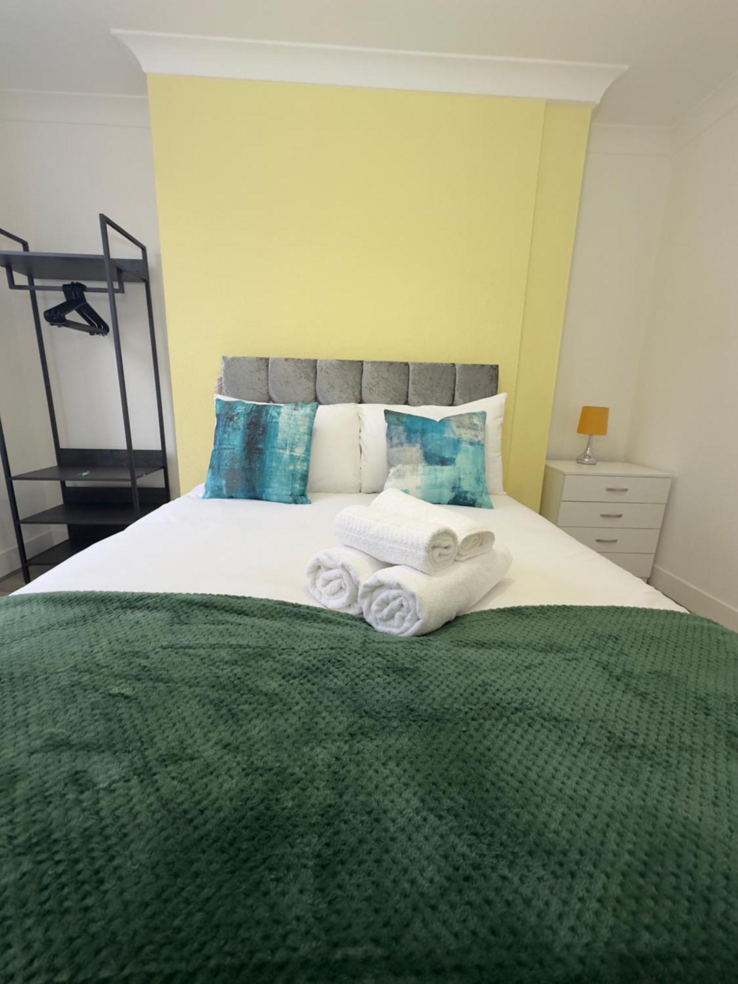 Holiday home Hackney Mid & Long-term *