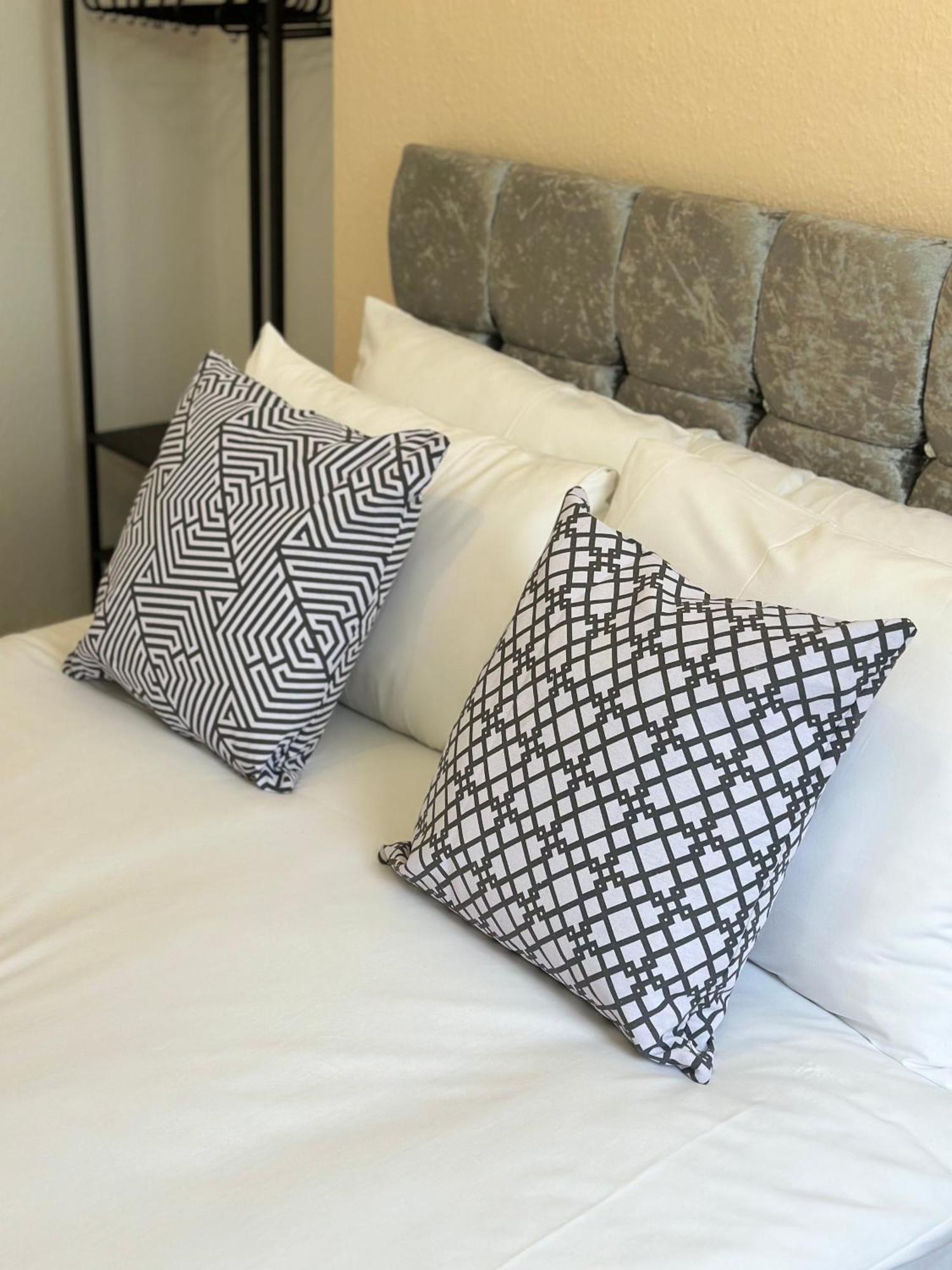 Hackney Mid & Long-term Holiday home *